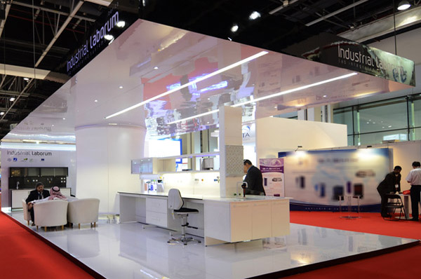 Stand industriel de Laborum - Arablab 2014